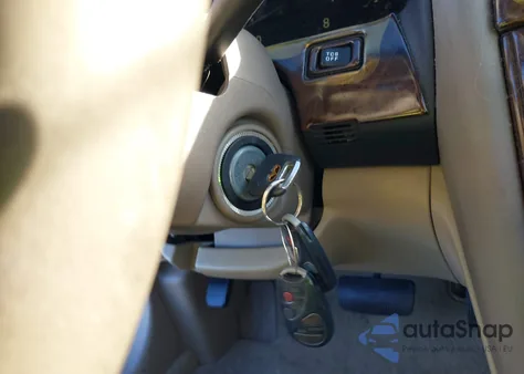 2001 Infiniti I30 Touring z USA, uszkodzony, nr VIN JNKCA31A31T025900